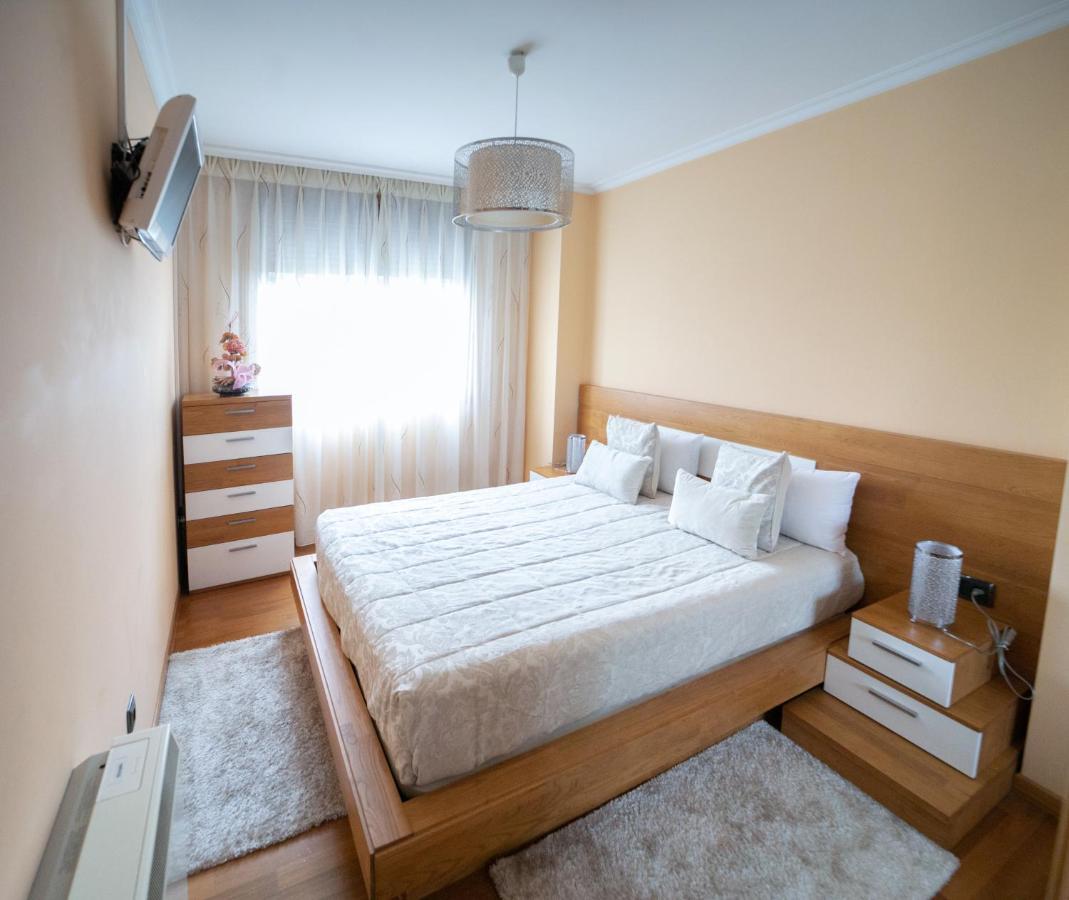 Galihost - Precioso Apartamento Con Parking En Vilagarcia Вілагарсія-де-Ароуса Екстер'єр фото